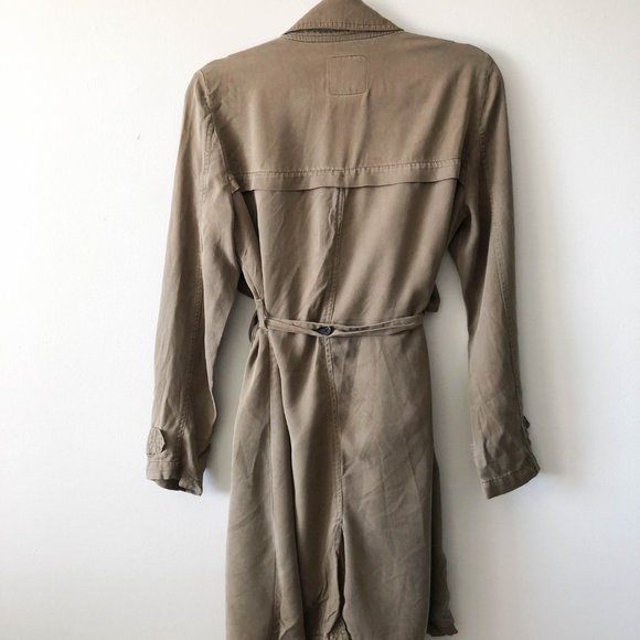 Sybilla lightweight trench coat in military green - Picture 3 of 4
